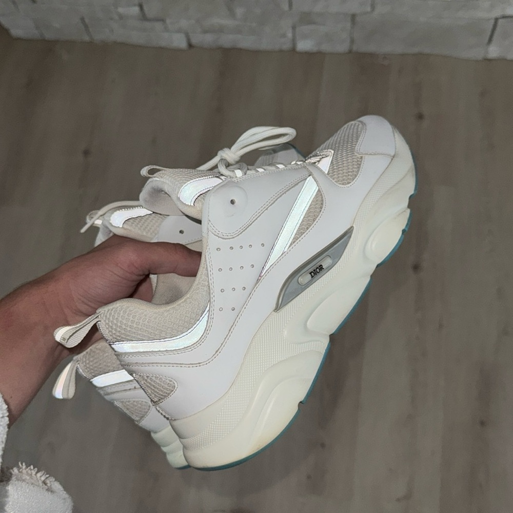 Dior B22 F/W 23 White & Blue’s